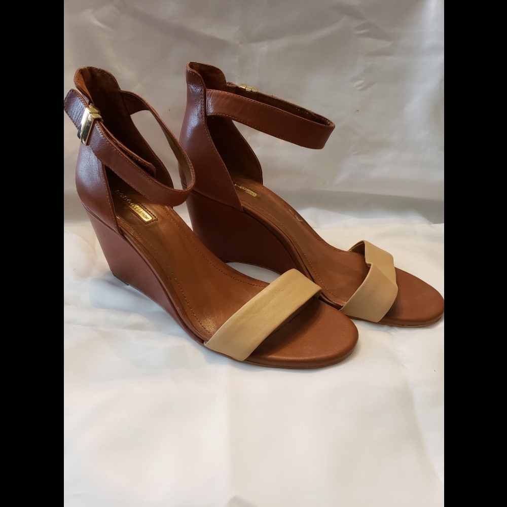 BCBGeneration wedge Sandals